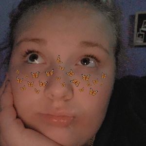 Meet your Posher, Kira